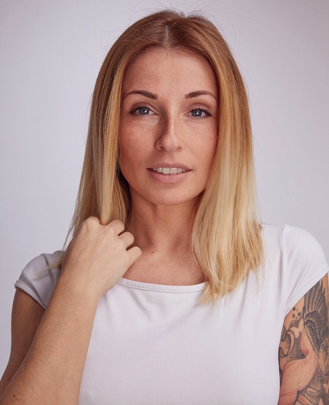 Laura Al polaroid 2