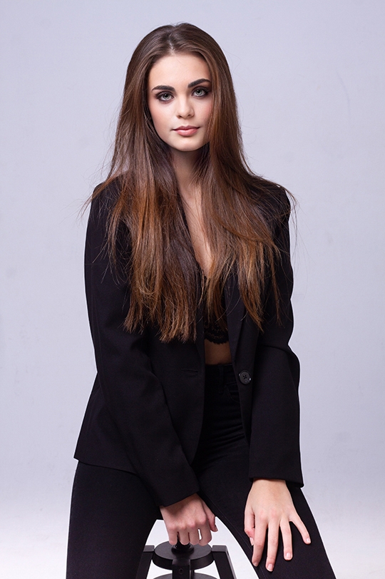 Judit B
