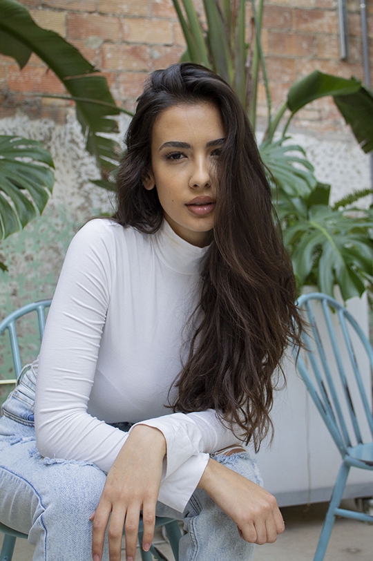 Abril