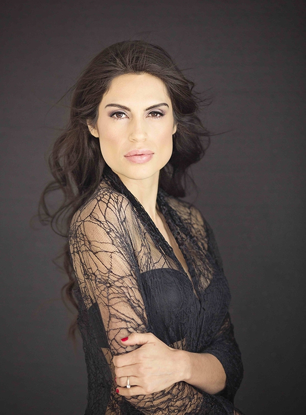 Vanesa D portfolio 14