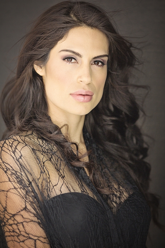 Vanesa D portfolio 16