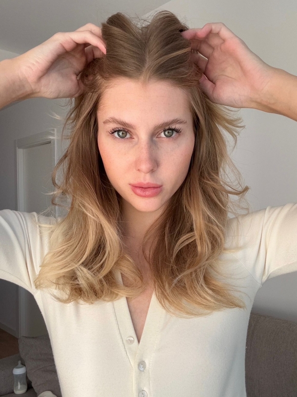 Angelina polaroid 7
